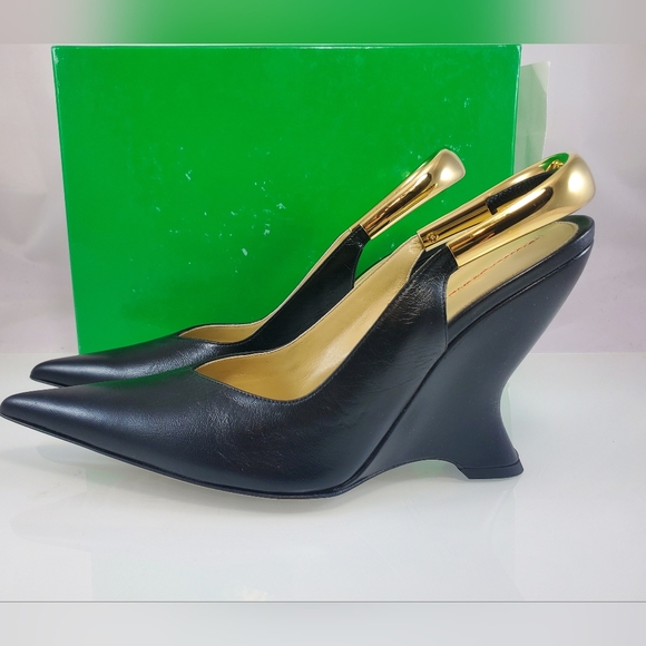 NWT$2,300 Bottega Veneta Punta Slingback Leather Wedge Pumps Sz 40.5 (10.5) - Picture 11 of 16